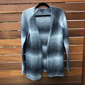 Gap cozy ombré gray sweater cardigan